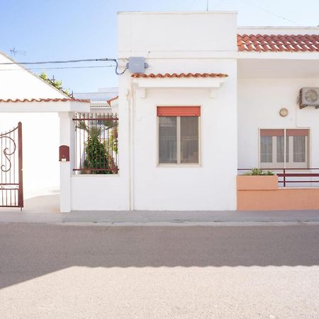 Villa Camilla Порто-Чезарео Экстерьер фото